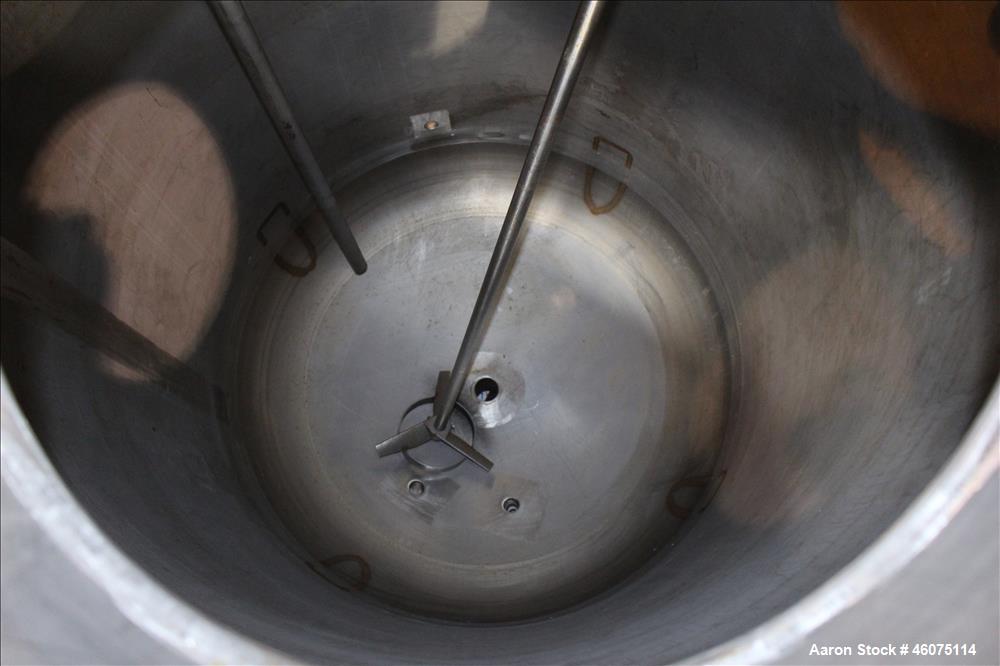Used Watson Metal Masters Pressure Tank, 250 Gallon, 316L Stainless Steel, Vertical. 39-1/4" Diameter x 42" straight side, dished top & bottom. Internal rated 80 psi at -20 to 300 degrees F. Off cent...