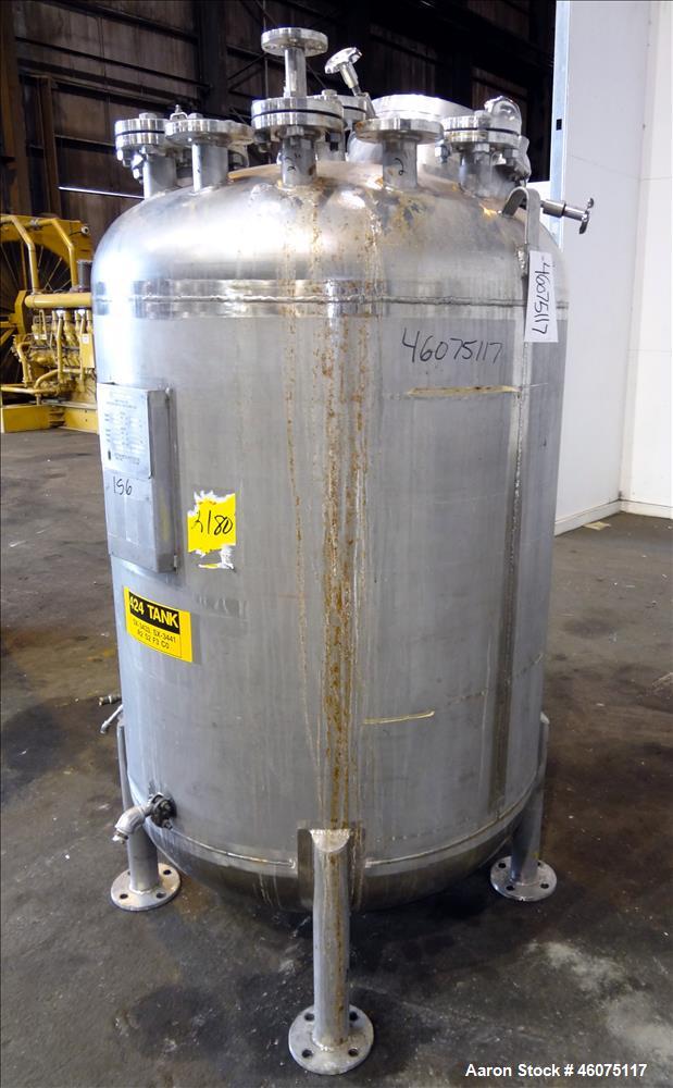 Used Watson Metal Masters Pressure Tank, 250 Gallon, 316L Stainless Steel, Vertical. 40" Diameter x 42" straight side, dished top & bottom. Internal rated 80 psi at -20 to 300 degrees F. Off center t...