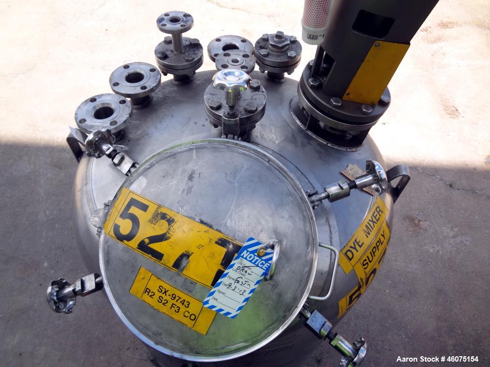 Used Watson Metal Masters Pressure Tank, 250 Gallon, 316L Stainless Steel, Vertical. 39.25" Diameter x 42" straight side, dished top & bottom. Internal rated 80 psi at -20 to 300 degrees F. Off cente...