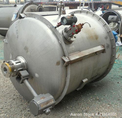 Used Whiting Metals Tank, 400 Gallon, 316 stainless steel, vertical. 48" diameter x 48" straight side, dished top and bottom, vessel rated to 150 deg F. Top entering Philadelphia agitator, model PMV-...