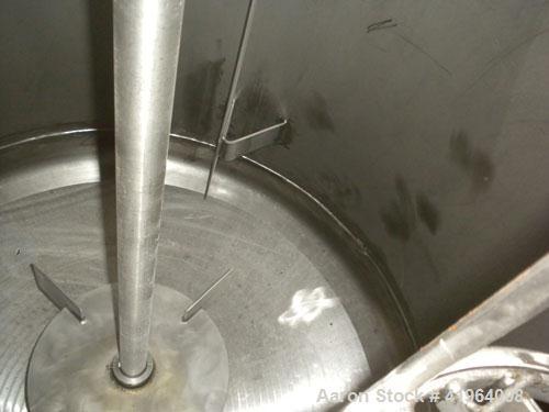 Used Whiting Metals Tank, 400 Gallon, 316 stainless steel, vertical. 48" diameter x 48" straight side, dished top and bottom, vessel rated to 150 deg F. Top entering Philadelphia agitator, model PMV-...