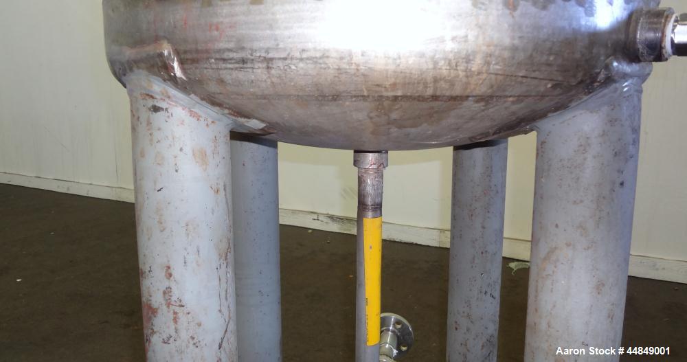 Used 40 Gallon Stainless Steel Whiting Metals Pressure Tank