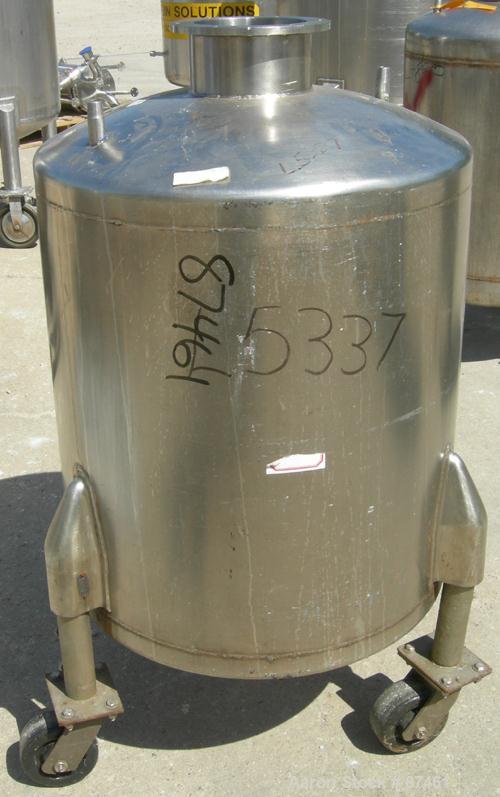 Used Will Flow Pressure Tank, 60 Gallon, 304 Stainless Steel, Vertical. 24" Diameter x 27" straight side, dish top and bottom. Internal rated 25 psi at 100 deg F. Openings: top (2) 5/8" NPT, 6"; 5/8"...