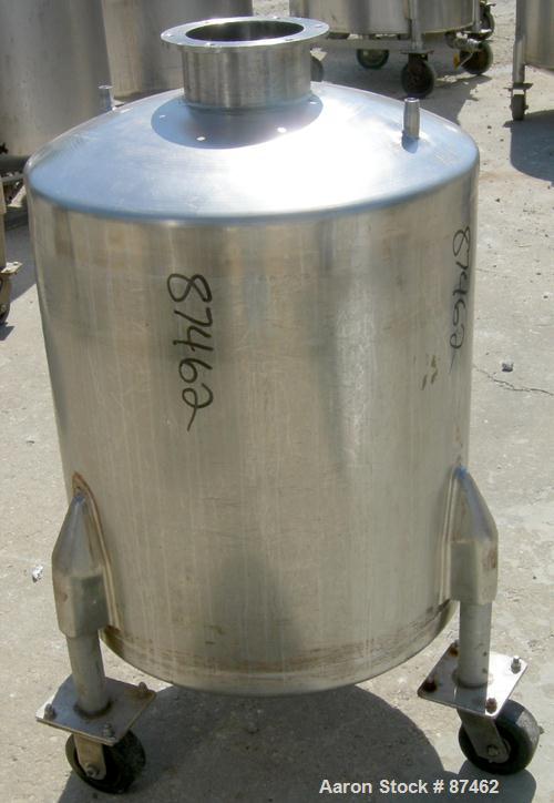 Used Will Flow Pressure Tank, 60 Gallon, 304 Stainless Steel, Vertical. 24" Diameter x 27" straight side, dish top and bottom. Internal rated 25 psi at 100 deg F. Openings: top (2) 5/8" NPT, 6"; 5/8"...