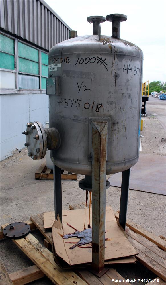 Used Wolfe Mechanical And Equipment Pressure Tank, 105 Gallon, 316 Stainless Steel, Vertical. 30" diameter x 30" straight side, dished top and bottom. Internal rated FV/90 psi at -20 to 450 degrees F...