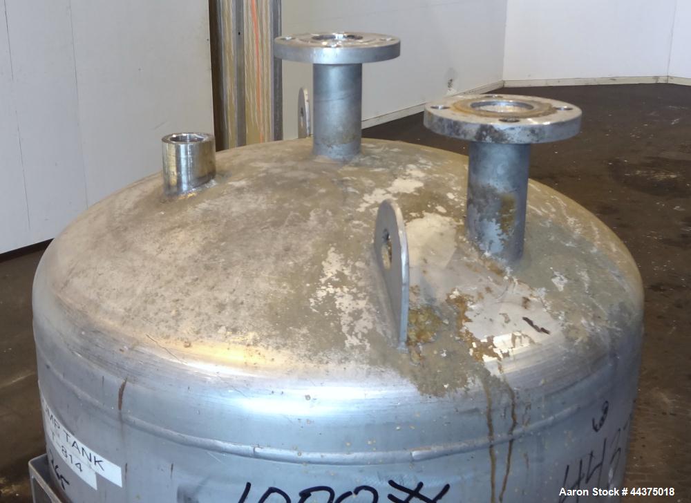 Used Wolfe Mechanical And Equipment Pressure Tank, 105 Gallon, 316 Stainless Steel, Vertical. 30" diameter x 30" straight side, dished top and bottom. Internal rated FV/90 psi at -20 to 450 degrees F...