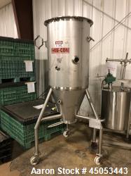 Used-Nu-Con Model NCVR-18-8-3T Stainless Steel Tank. Unit is mounted on casters, serial number: N08060-GA-106. 304 stainless...