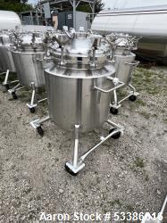  Stainless Steel 120 Liter / 31.7 Gallon Jacketed Tank, Stainless Steel, Vertical. Approximate 20" d...