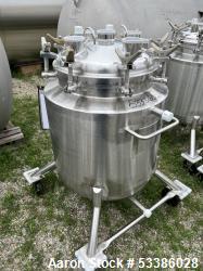 Used- Stainless Steel 120 Liter / 31.7 Gallon Jacketed Tank, Stainless Steel, Vertical. Approximate 20" diameter x 24" strai...