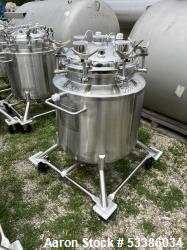  Stainless Steel 120 Liter / 31.7 Gallon Jacketed Tank, Stainless Steel, Vertical. Approximate 20" d...