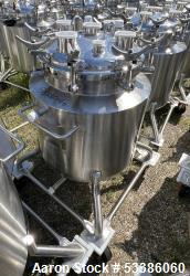  Stainless Steel 120 Liter / 31.7 Gallon Jacketed Tank, Stainless Steel, Vertical. Approximate 20" d...