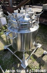  Stainless Steel 120 Liter / 31.7 Gallon Jacketed Tank, Stainless Steel, Vertical. Approximate 20" d...