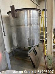 Used-Tank, Approximatey 500 Gallon, 6' dia. X 8' high, 304 Stainless steel with Cover.