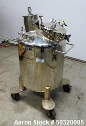 Used- Lee Industries Pressure Mix Tank, 200 Liter, Model 200 LDBT