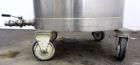 Used Tank, 200 Gallon, 304 Stainless Steel, Vertical.  Approximately 38