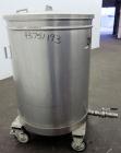Used Tank, 200 Gallon, 304 Stainless Steel, Vertical. Approximate 38