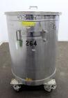 Used Tank, 200 Gallon, 304 Stainless Steel, Vertical.  Approximately 38