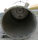 Used Tank, 400 gallon, 304 stainless steel, vertical. Approximately 38