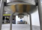 Used Tank, 100 Gallon, Stainless Steel. Approximately 30