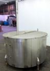 Used- 450 Gallon Stainless Steel Tank