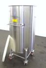 Used Tank, 132 Gallon (500 Liter), 316 Stainless Steel, Vertical. Approximate 30