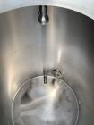 Used Stainless Steel Tank, Approximate 135 Gallon, 304 Stainless Steel, Vertical. Approximate 33