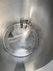 Used Stainless Steel Tank, Approximate 135 Gallon, 304 Stainless Steel, Vertical. Approximate 33