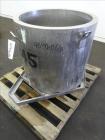 Used Tank, Approximate 60 Gallon, 304 Stainless Steel, Vertical.