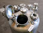 Used Tank, 200 Gallon, 316 Stainless Steel, Vertical. Approximate 36