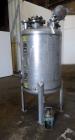 Used Tank, 200 Gallon, 316 Stainless Steel, Vertical. Approximate 36