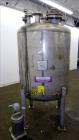 Used Tank, 275 Gallon, 316 Stainless Steel, Vertical. Approximate 42