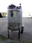 Used Tank, 275 Gallon, 316 Stainless Steel, Vertical. Approximate 42