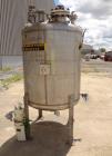 Used Tank, 275 Gallon, 316 Stainless Steel, Vertical. Approximate 42