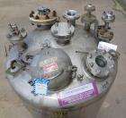 Used Tank, 275 Gallon, 316 Stainless Steel, Vertical. Approximate 42