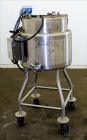 Used Tank, Approximately 30 Gallon, 304 Stainless steel. 23-1/2