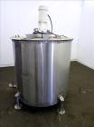 Used Tank, Approximately 320 Gallons, 304 Stainless Steel, Vertical. Approximately 45