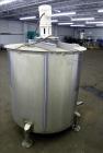 Used Tank, Approximately 320 Gallons, 304 Stainless Steel, Vertical. Approximately 45
