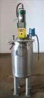 Used Tank, Approximately 40 Gallons, 304 Stainless Steel, Vertical. 20