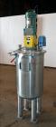 Used Tank, Approximately 40 Gallons, 304 Stainless Steel, Vertical. 20