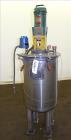 Used Tank, Approximately 40 Gallons, 304 Stainless Steel, Vertical. 20