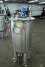 Used Tank, Approximately 40 Gallons, 304 Stainless Steel, Vertical. 20