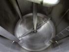 Used Tank, Approximately 80 Gallons, 304 Stainless Steel, Vertical.