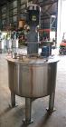 Used Tank, Approximately 120 Gallons, 304 Stainless Steel, Vertical. 40