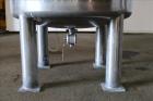 Used Tank, Approximately 120 Gallons, 304 Stainless Steel, Vertical. 40