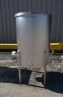 Used Tank, Approximately 200 Gallon, 304 Stainless Steel, Vertical. 36