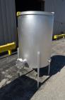 Used Tank, Approximately 200 Gallon, 304 Stainless Steel, Vertical. 36