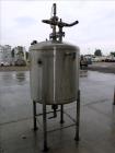 Used Tank, Approximate 150 Gallon, 304 Stainless Steel, Vertical. Approximate 38