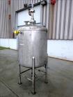 Used Tank, Approximate 120 Gallon, 304 Stainless Steel, Vertical. Approximate 30