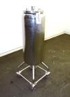 Used Tank, 30 Gallon, 316 Stainless Steel, Vertical. Approximate 16