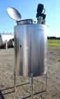 Used Tank, 200 Gallon, Stainless Steel, Vertical.